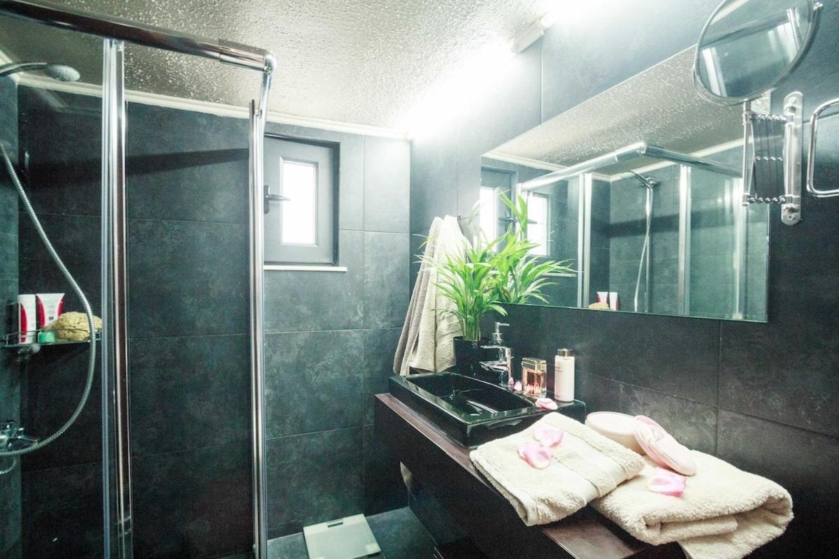Golden View Villa カト・ダラトソ エクステリア 写真