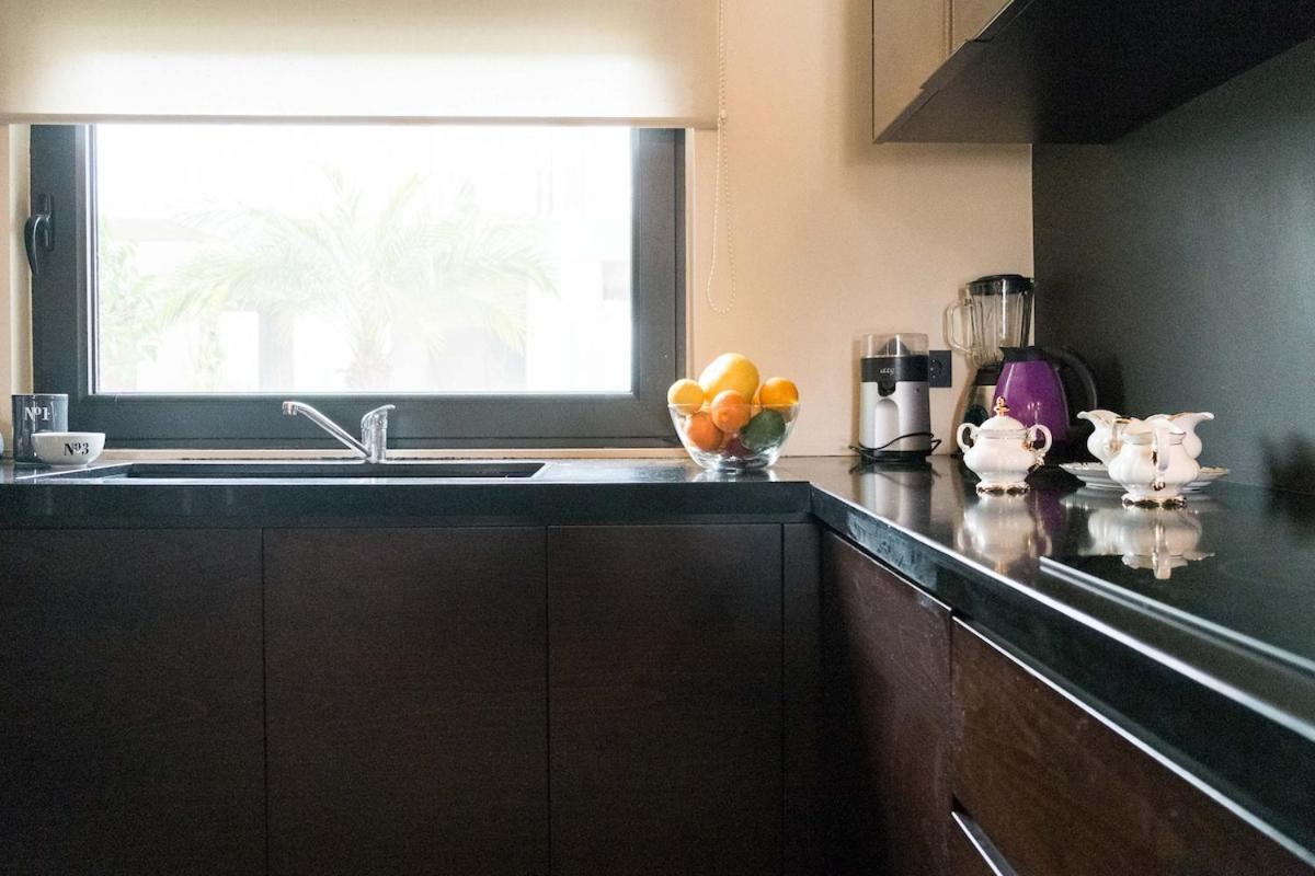 Golden View Villa カト・ダラトソ エクステリア 写真